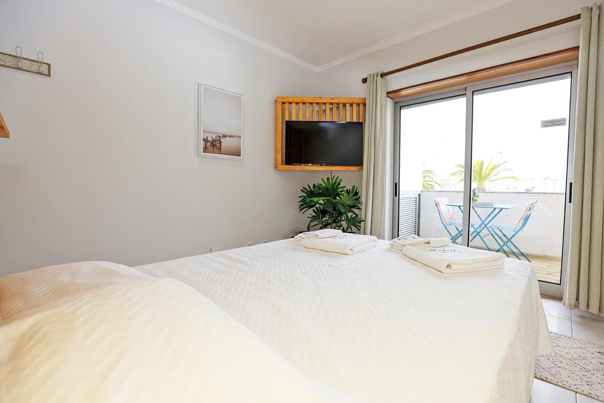 A01 - Marina Mirror Harbour Apartment Lagos Exterior photo