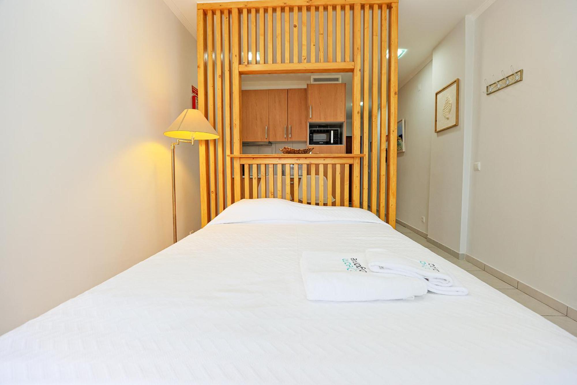 A01 - Marina Mirror Harbour Apartment Lagos Exterior photo